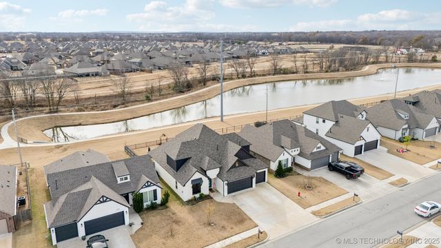 22810 E 103rd Street, Broken Arrow, OK 74014