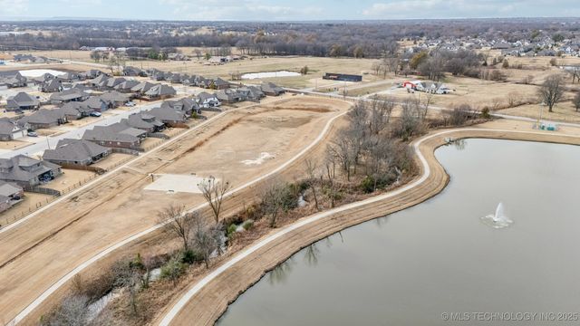 22810 E 103rd Street, Broken Arrow, OK 74014