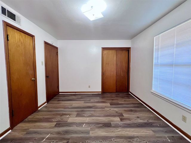 3423 E Perryton Drive, Dallas, TX 75224