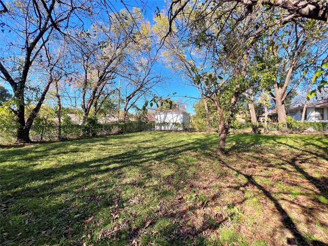 3423 E Perryton Drive, Dallas, TX 75224