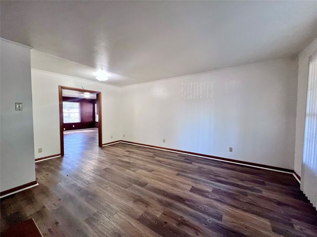 3423 E Perryton Drive, Dallas, TX 75224