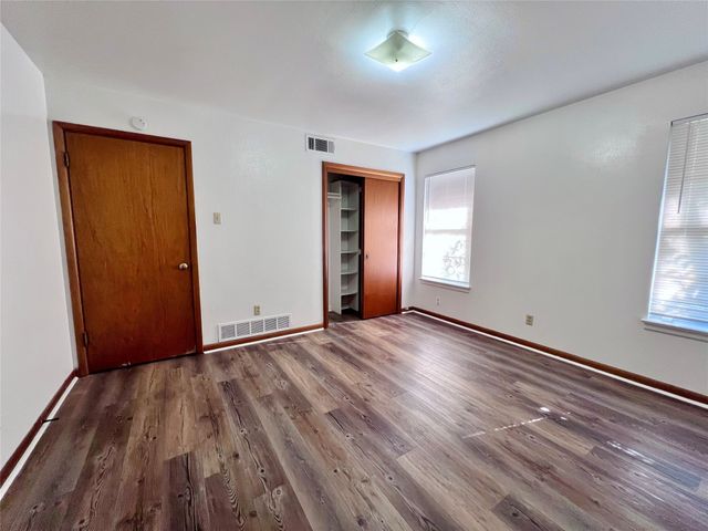 3423 E Perryton Drive, Dallas, TX 75224