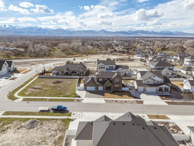 11708 S ENGELMANN DR, Draper, UT 84020