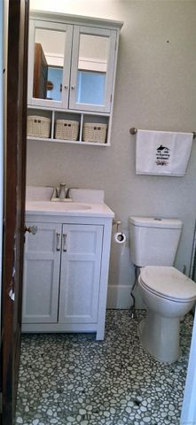 160 Chippewa Road, Pontiac, MI 48341