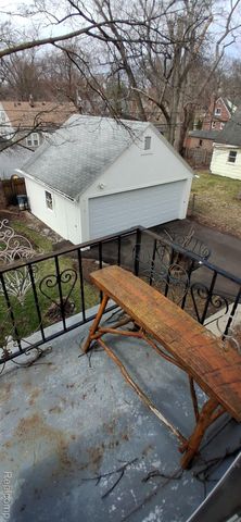 160 Chippewa Road, Pontiac, MI 48341