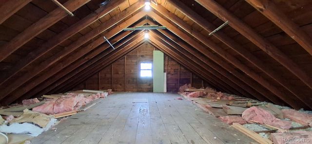 160 Chippewa Road, Pontiac, MI 48341