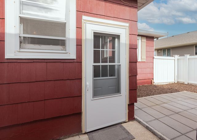 1301 53rd Street, Moline, IL 61265