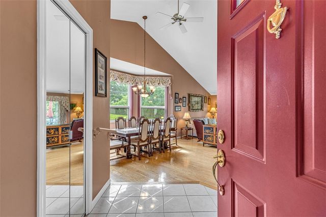 90 Nipmuc Trail A, North Providence, RI 02904