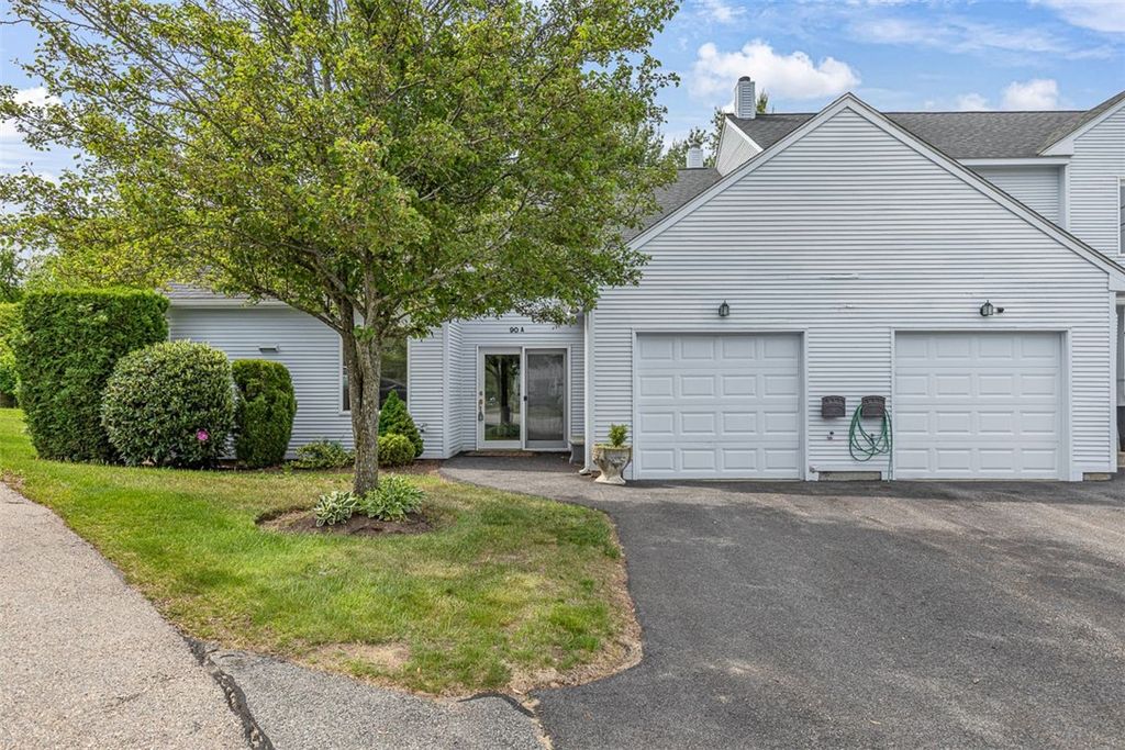 90 Nipmuc Trail A, North Providence, RI 02904
