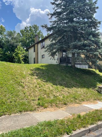 960 Wells Street, Cincinnati, OH 45205