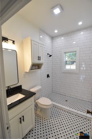 1001 N Penelope Street, Belton, TX 76513