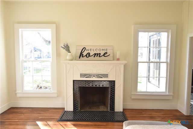 1001 N Penelope Street, Belton, TX 76513