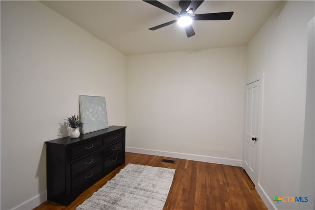 1001 N Penelope Street, Belton, TX 76513