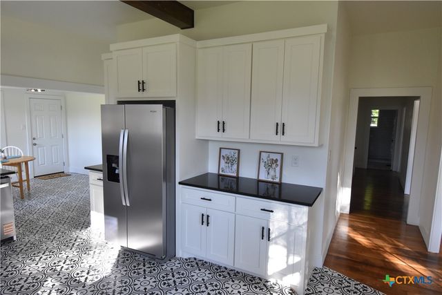 1001 N Penelope Street, Belton, TX 76513