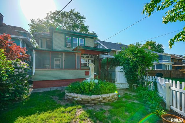 1200 N ELMWOOD Avenue, Peoria, IL 61606