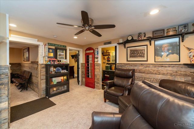 84 W Mill Street, Springboro, OH 45066