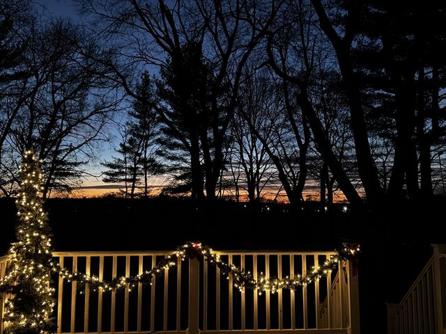 141 Westview Rd, Lowell, MA 01851