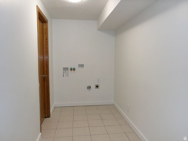 5158 S 3550 W, Roy, UT 84067