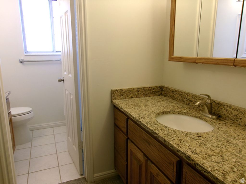 Image 19 of property listing at 5158 S 3550 W, Roy, UT 84067