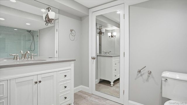 27 Jeffrey Lane, Westhampton Beach, NY 11978