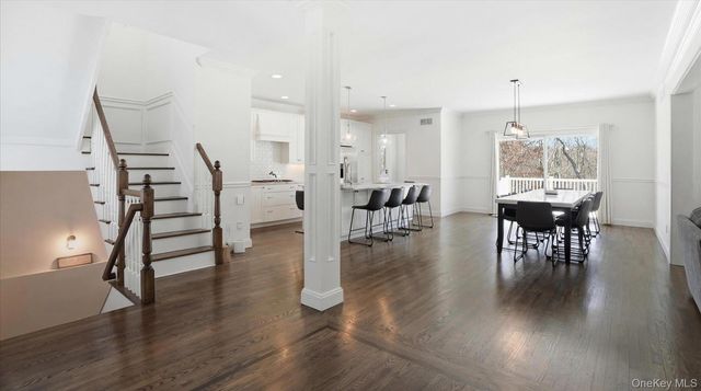 27 Jeffrey Lane, Westhampton Beach, NY 11978