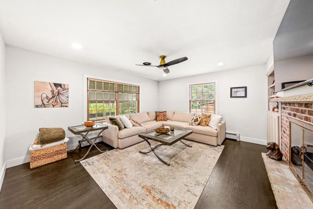 2745 N 117th PLACE, Wauwatosa, WI 53222