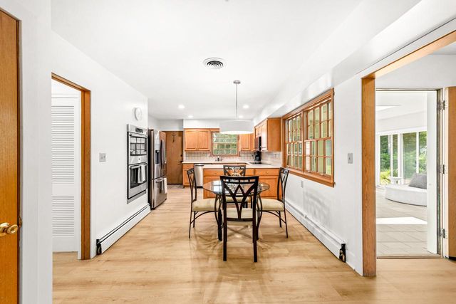 2745 N 117th PLACE, Wauwatosa, WI 53222