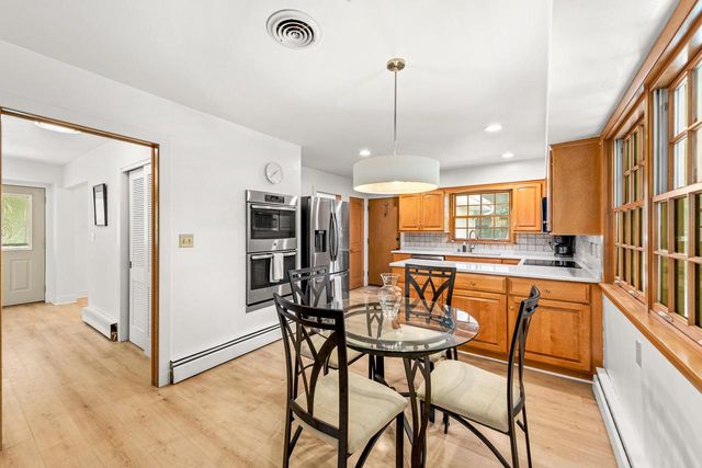 2745 N 117th PLACE, Wauwatosa, WI 53222