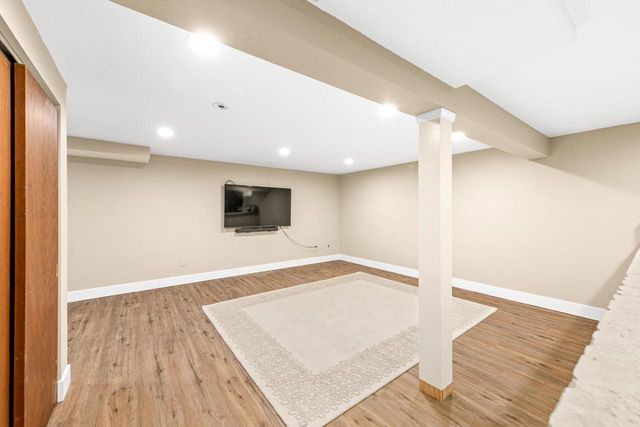 2745 N 117th PLACE, Wauwatosa, WI 53222