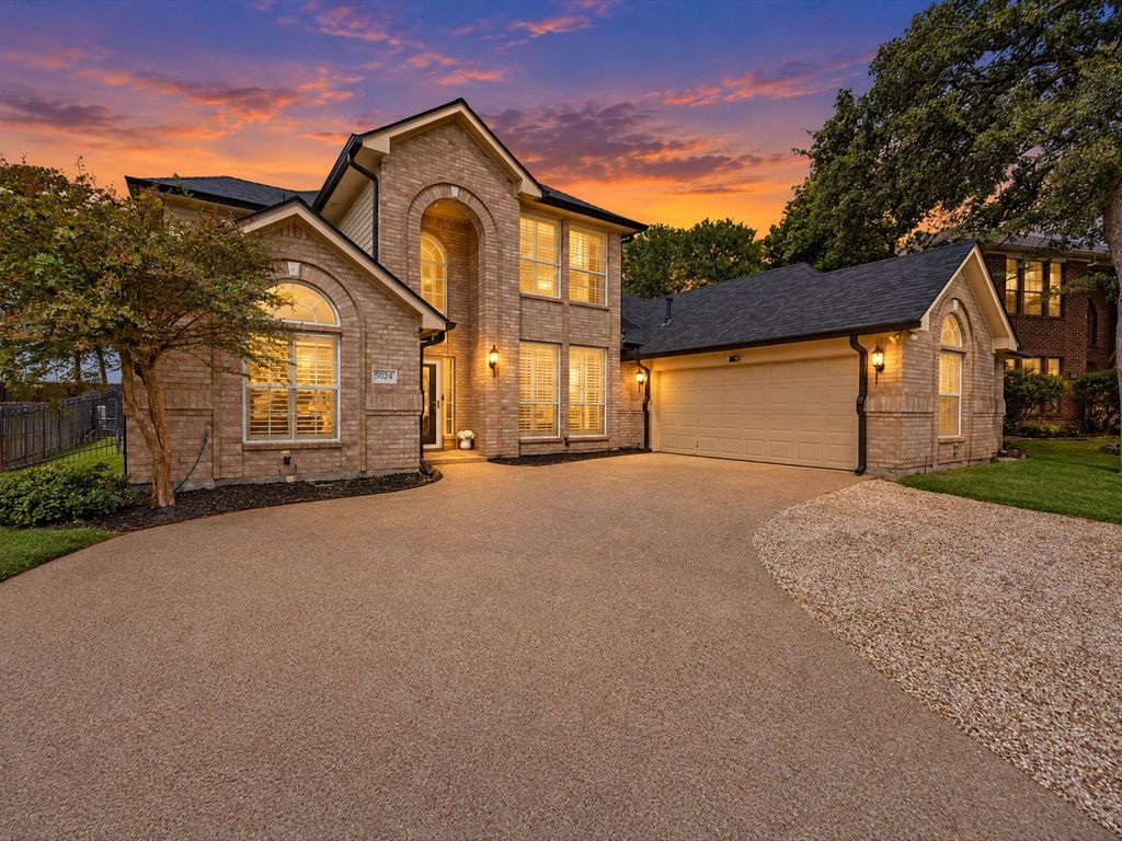 5024 Pointclear Court, Arlington, TX 76017 — exterior