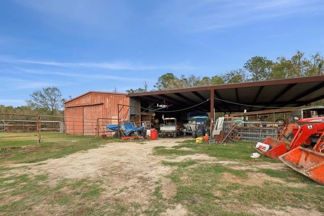 25202 Highway 105, Sour Lake, TX 77659