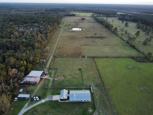 25202 Highway 105, Sour Lake, TX 77659