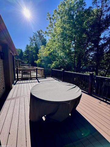 15330 Pebble Pointe Court, Clinton Township, MI 48038