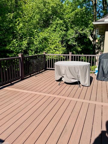 15330 Pebble Pointe Court, Clinton Township, MI 48038