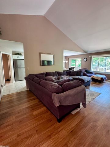 15330 Pebble Pointe Court, Clinton Township, MI 48038