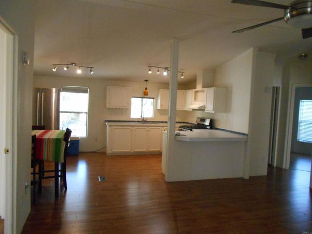 2003 Bayview Hts Drive 158, San Diego, CA 92105