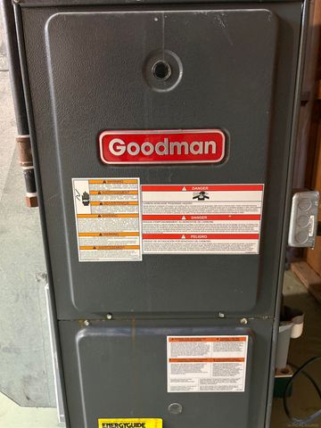 15638 Evergreen Avenue, Eastpointe, MI 48021