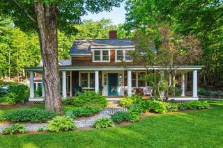 22 Grew Drive, Hancock, NH 03449