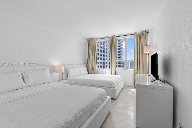 1500 Bay Road 1528S, Miami Beach, FL 33139