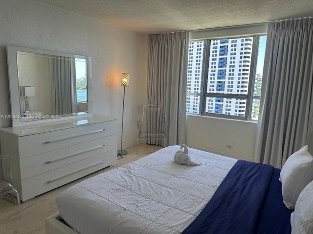 1500 Bay Road 1528S, Miami Beach, FL 33139