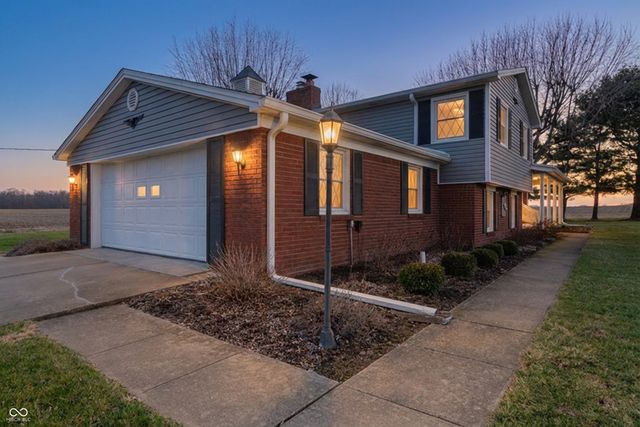 9025 W 500 S, Jamestown, IN 46147