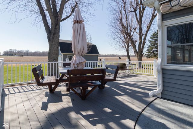 9025 W 500 S, Jamestown, IN 46147