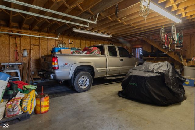 9025 W 500 S, Jamestown, IN 46147