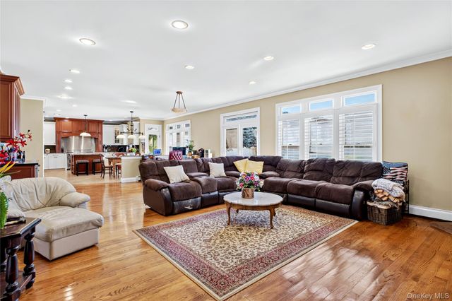 3414 Manchester Road, Wantagh, NY 11793