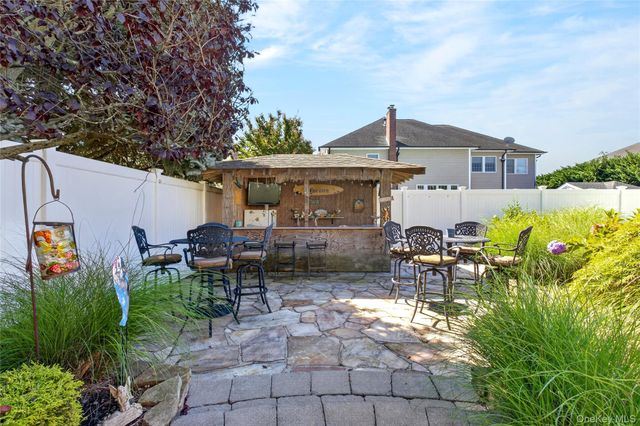 3414 Manchester Road, Wantagh, NY 11793