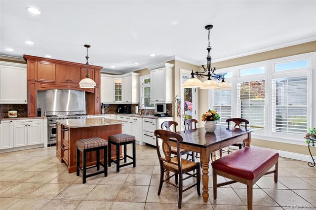 3414 Manchester Road, Wantagh, NY 11793