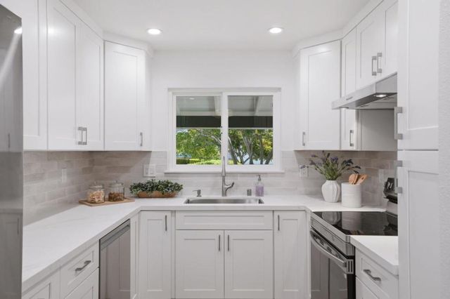 957 Amstutz Drive, San Jose, CA 95129