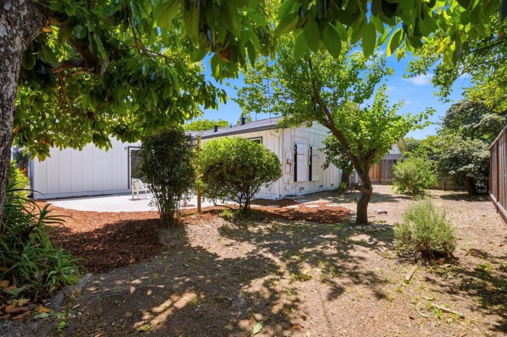 Image 23 of property listing at 957 Amstutz Drive, San Jose, CA 95129