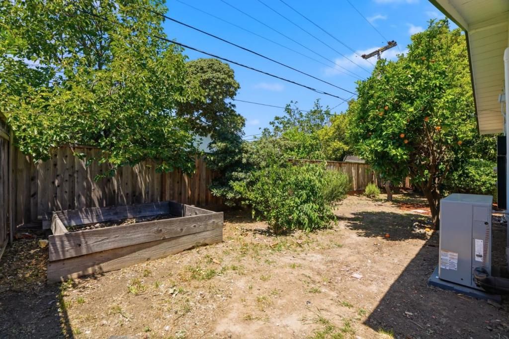 Image 24 of property listing at 957 Amstutz Drive, San Jose, CA 95129