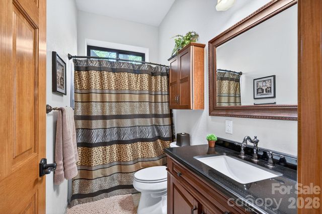 80 E Valley View Drive, Marion, NC 28752